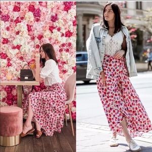 Zara Floral Midi Blogger Skirt